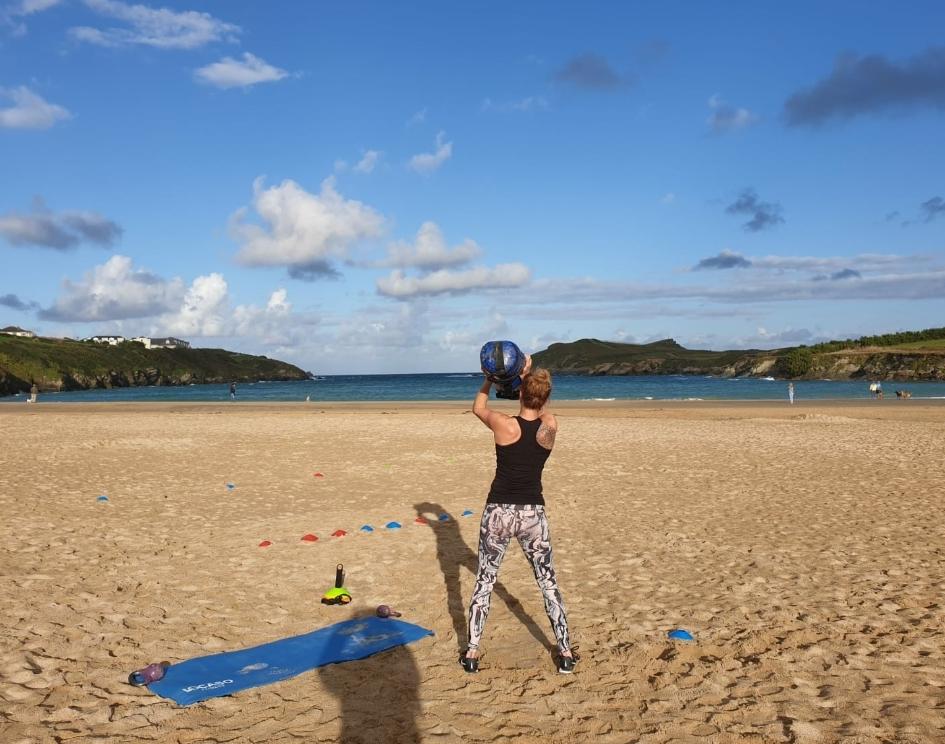 Surf and fitness holiday in Newquay, Cornwall with pro surfer, surf coach and celebrity personal trainer ,Tehillah McGuinness